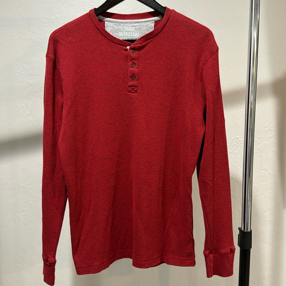 Union Outfitters Pullover, Size Small. Excellent Condition!
